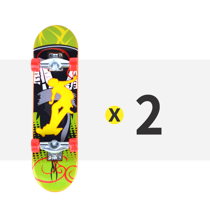 Strengthening of 2 alloy skateboards (random colour)